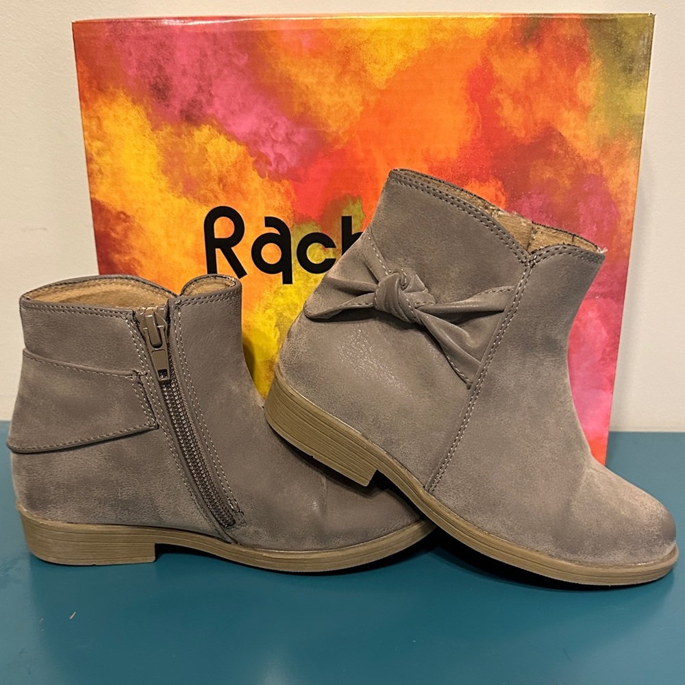 Gray Ankle Boots with Bow Detail